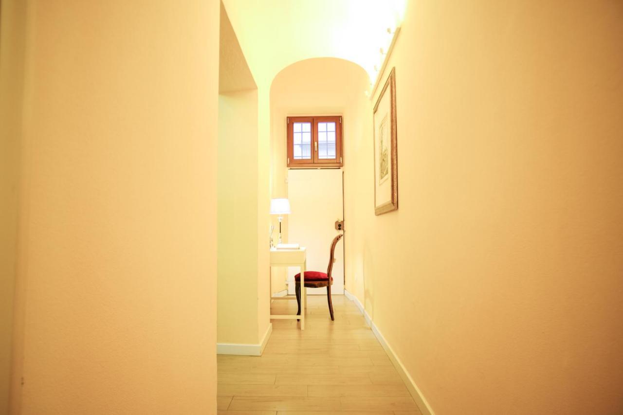 Fiorenza Boutique Apartment Флоренция Экстерьер фото